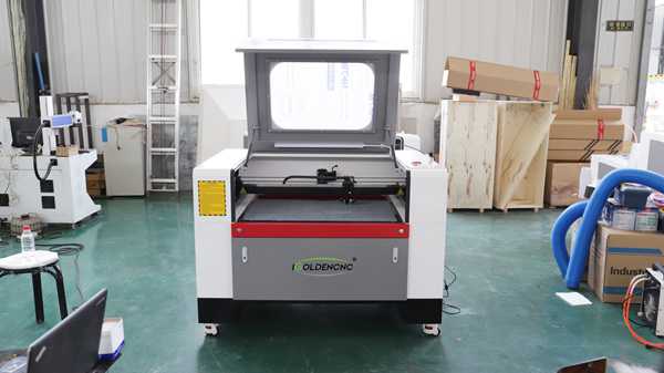 有機(jī)玻璃激光切割機(jī)，亞克力激光切割機(jī)