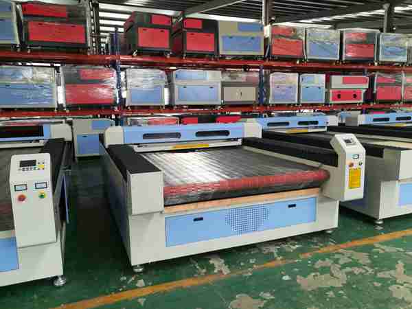 自動(dòng)送料激光切割機(jī)，網(wǎng)布切割機(jī)的優(yōu)選